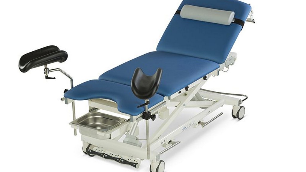 Yetmish yoshli ayollar bilan jinsiy aloqa